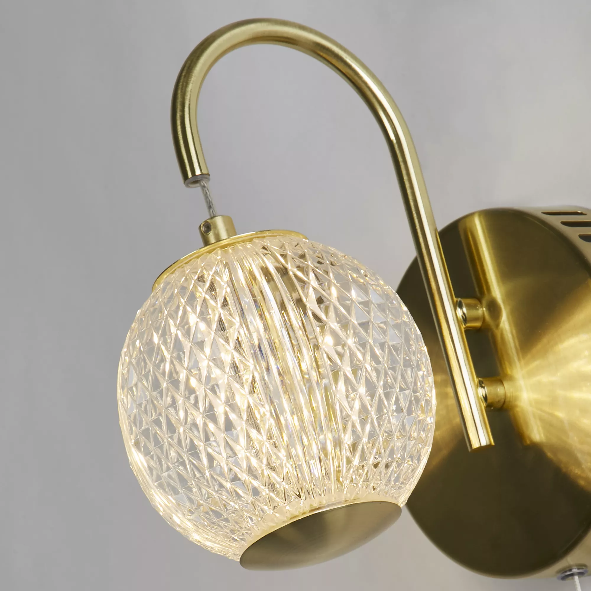Allure Wall Light - Satin Brass Metal & Clear Acrylic - Image 3