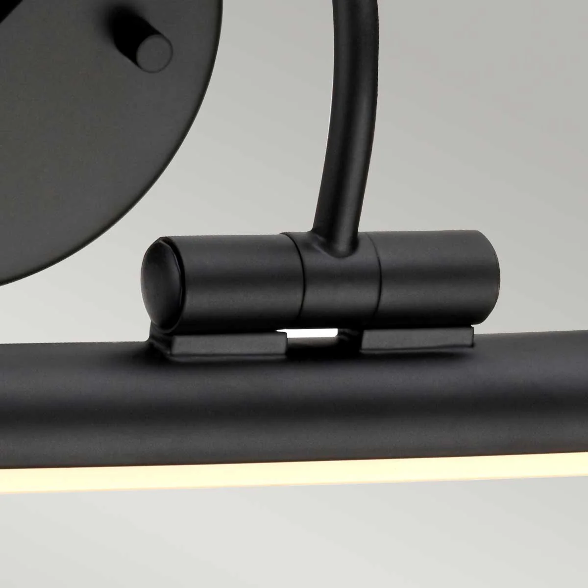 Alton 1 Light Small/Large LED Picture Light - In Various Finishes Integrated LED - Image 4
