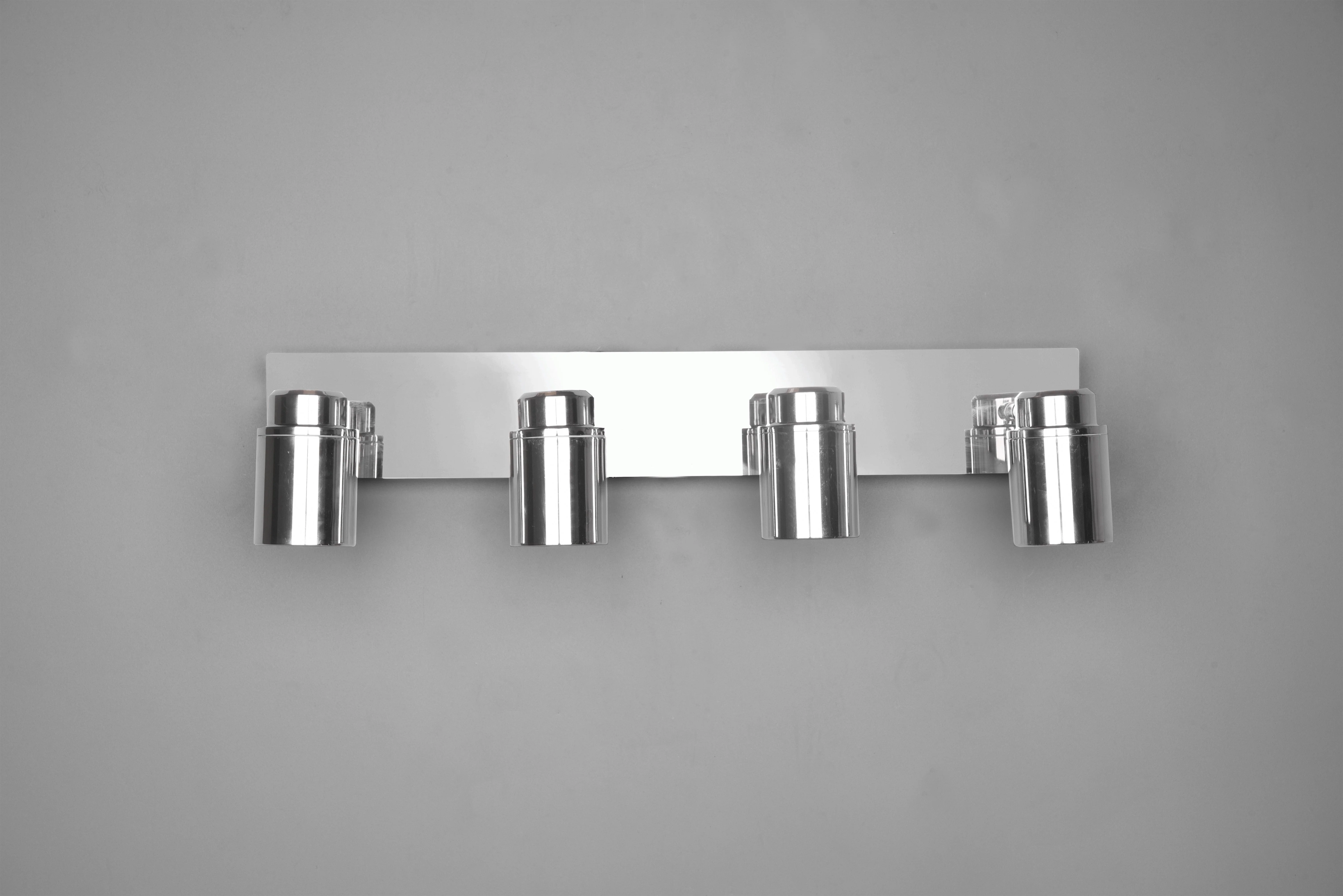 Angelo 4Lt Bar Spotlight IP44 - Black/Chrome - Image 5