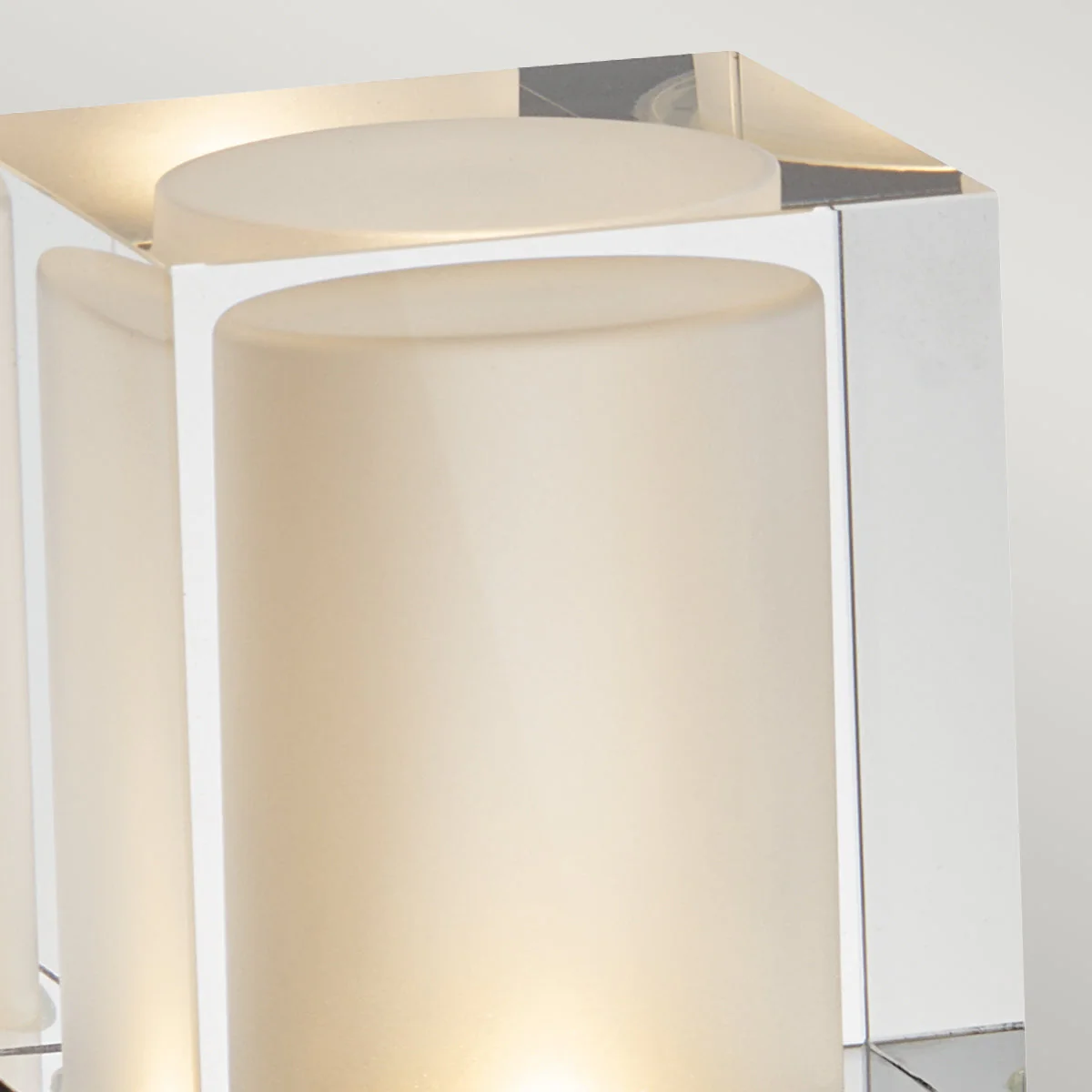 Arendal Large/Medium Bollard - Image 3