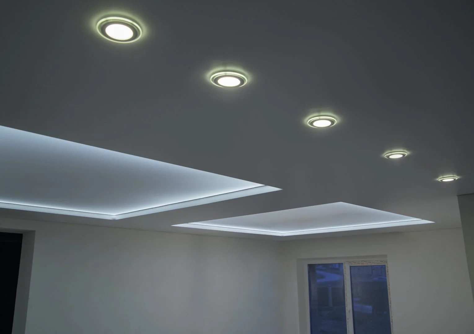 Argus Recessed Ceiling Light- Chrome/ Black/ White Finish - Image 6