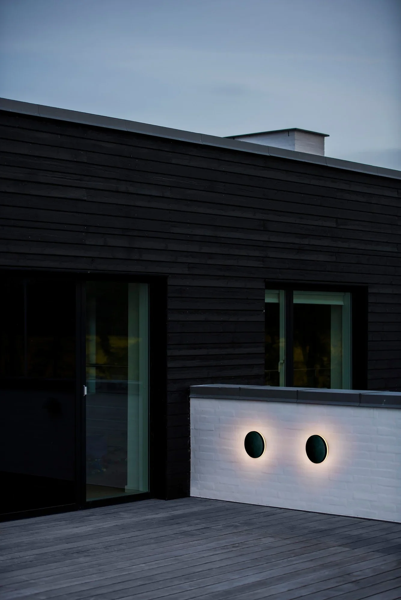 Artego Round /Square Wall Light - Image 4