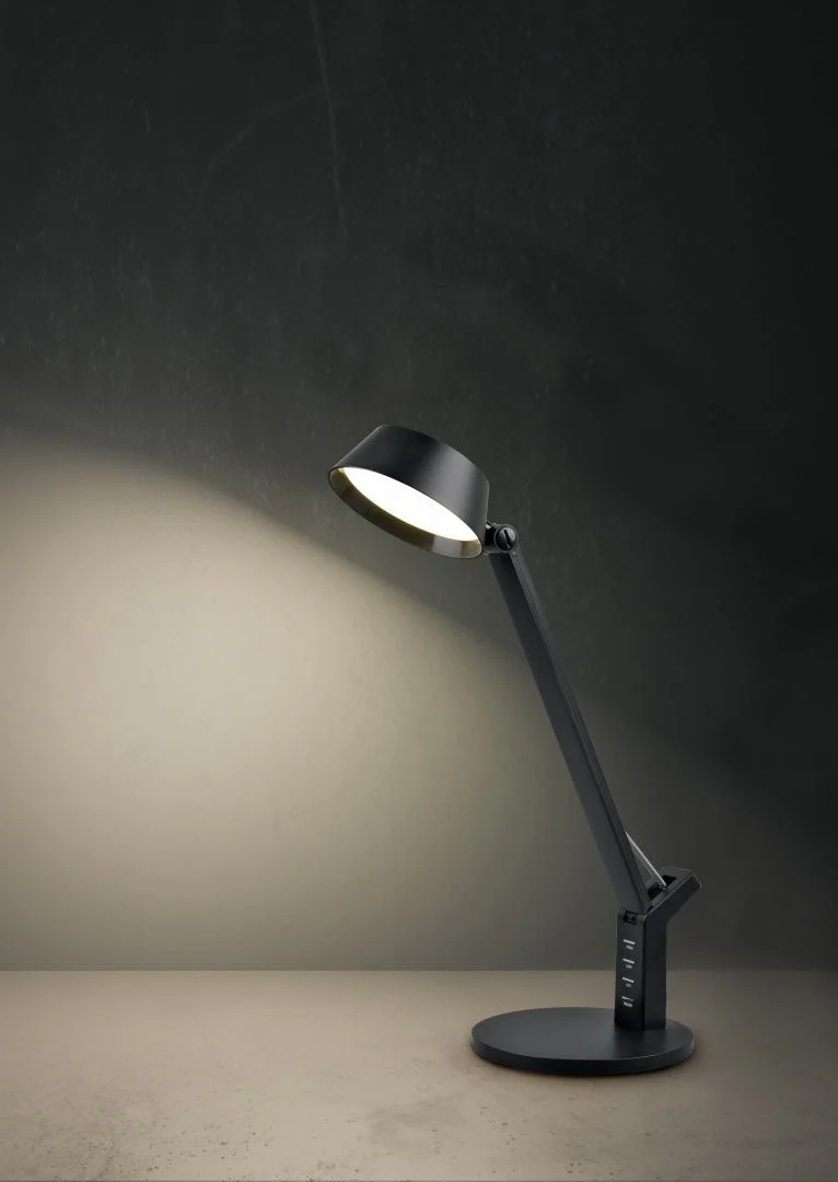 Ava Phone Charger Table Lamp - Black/White - Image 6