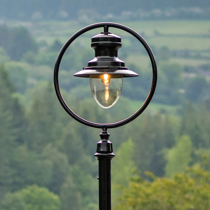 Bairnsdale 1Lt Lamp Post - Cast Iron/Copper - Image 2