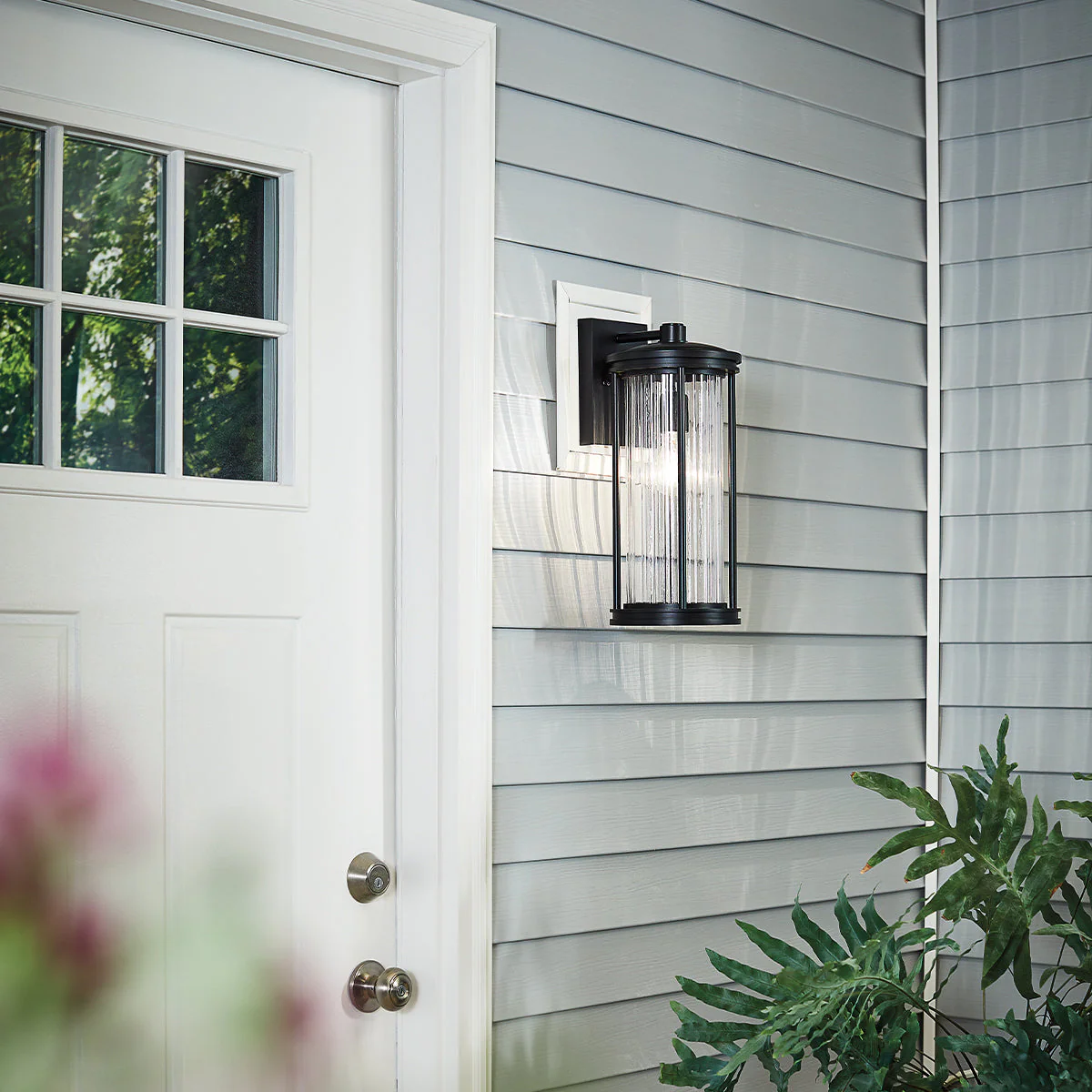 Barras Small/Medium Wall Lantern - Black Finish - Image 9