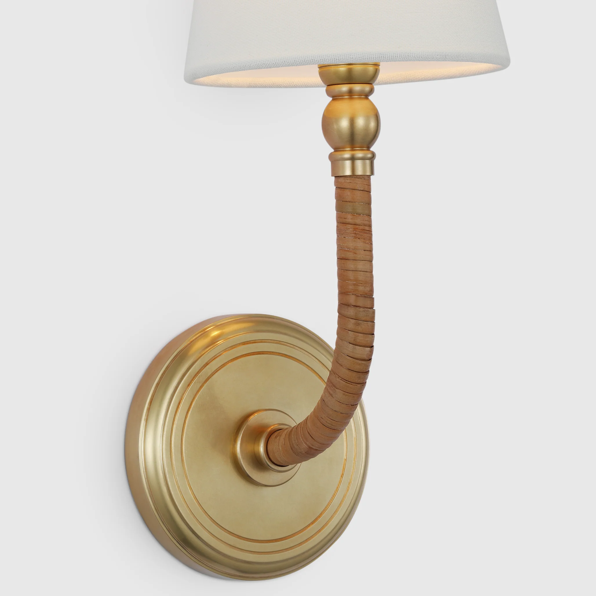 Basden Curved Wall Sconce - Brass & Rattan - Image 3