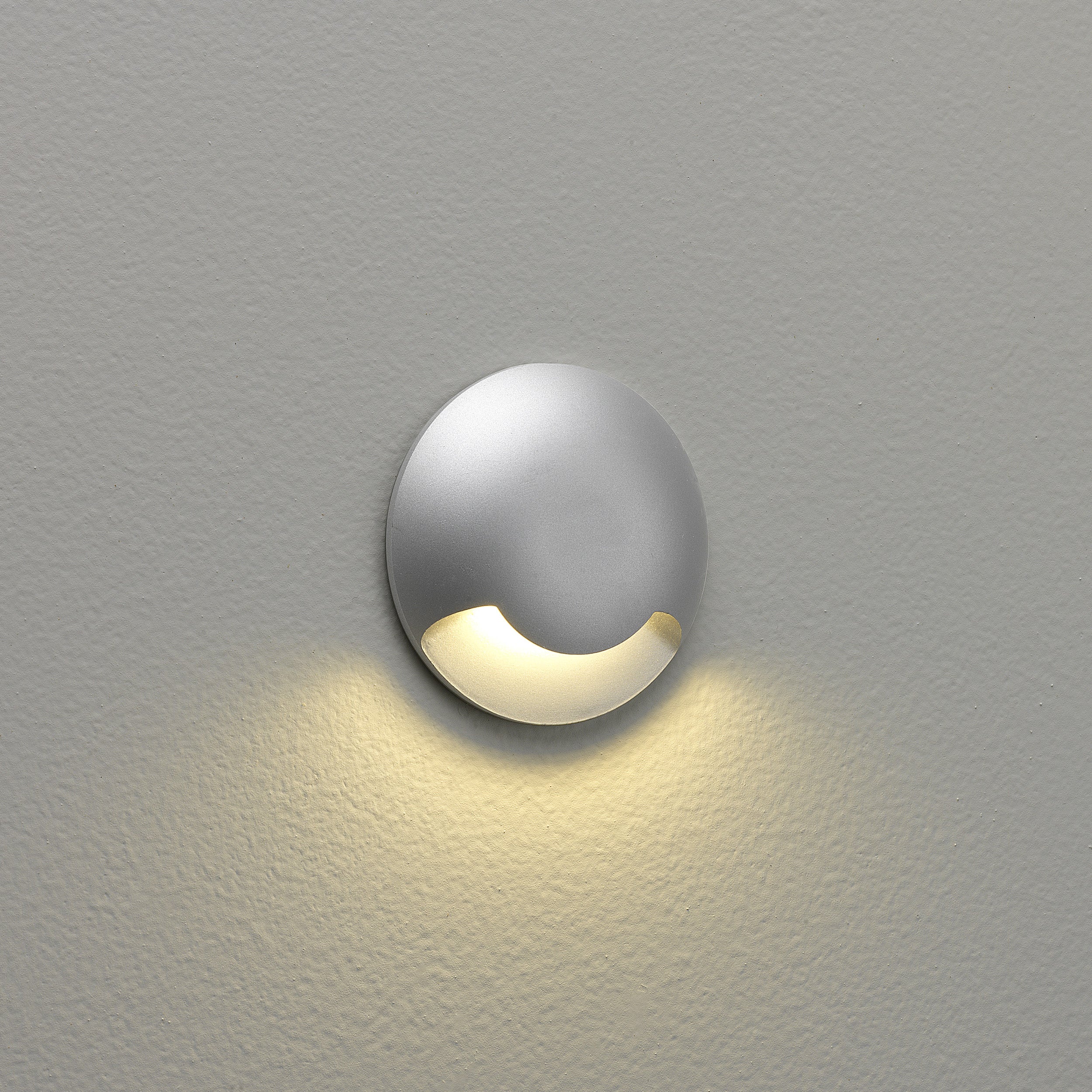 Beam One/Two Integrated LED IP67 Recessed Wall Light - Matt Painted Silver Finish - Image 3