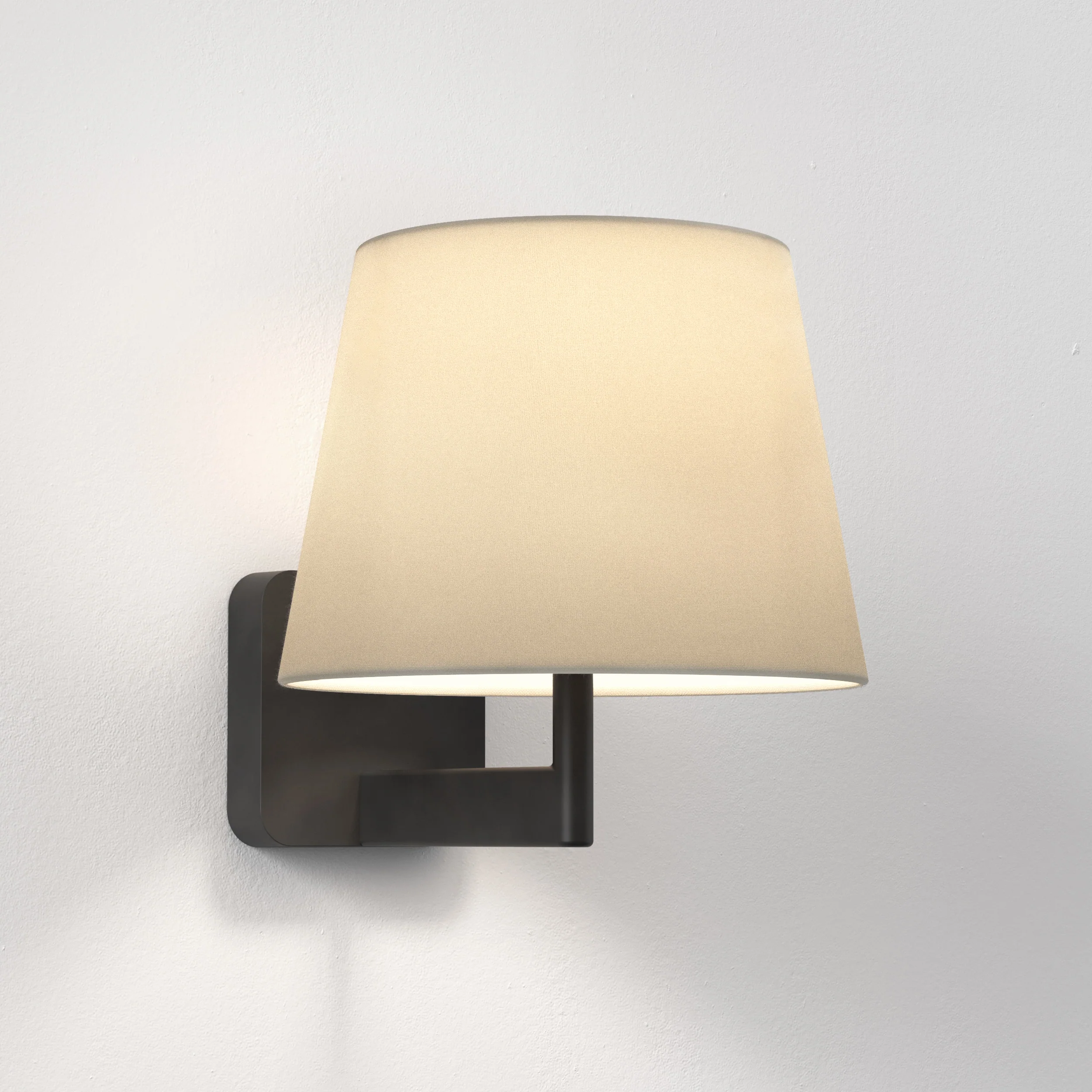 Beaumont Wall Light - Image 2