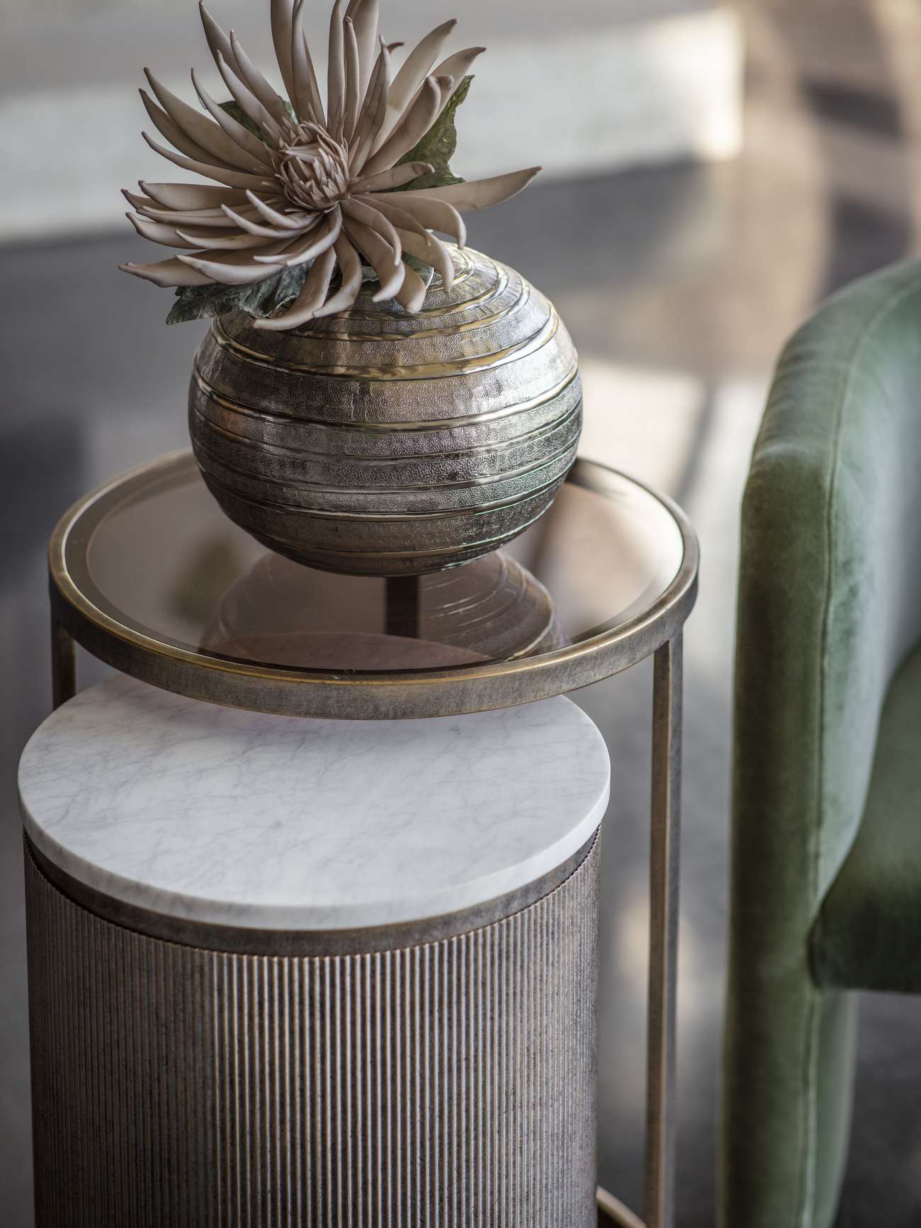 Belvedere Set of 2 Nesting Side Tables - Various Finishes - Image 4