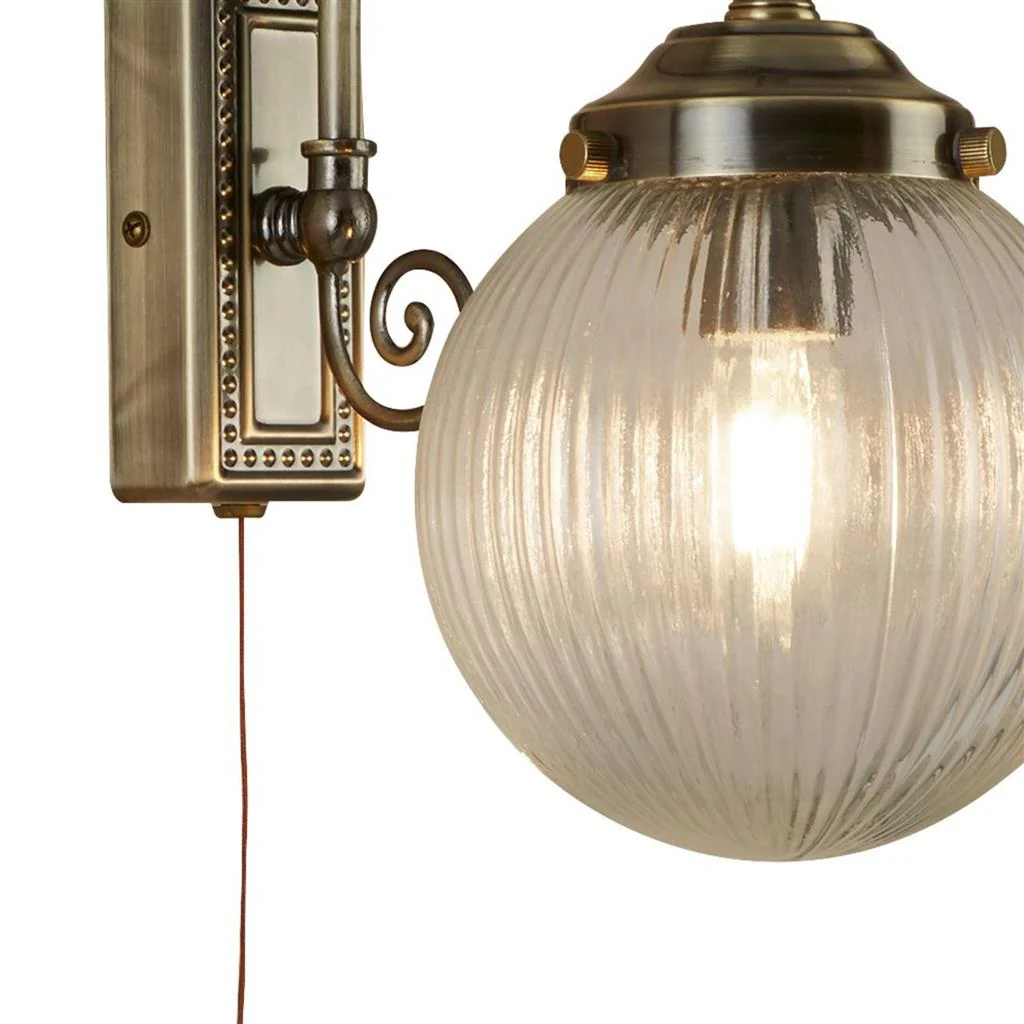Belvue Bathroom Wall Light IP44 - Antique Brass & Clear - Image 2