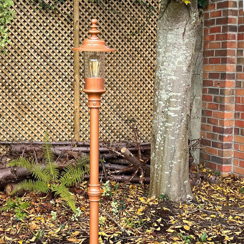 Betley 1Lt Lamp Post - Cast Iron - Image 2