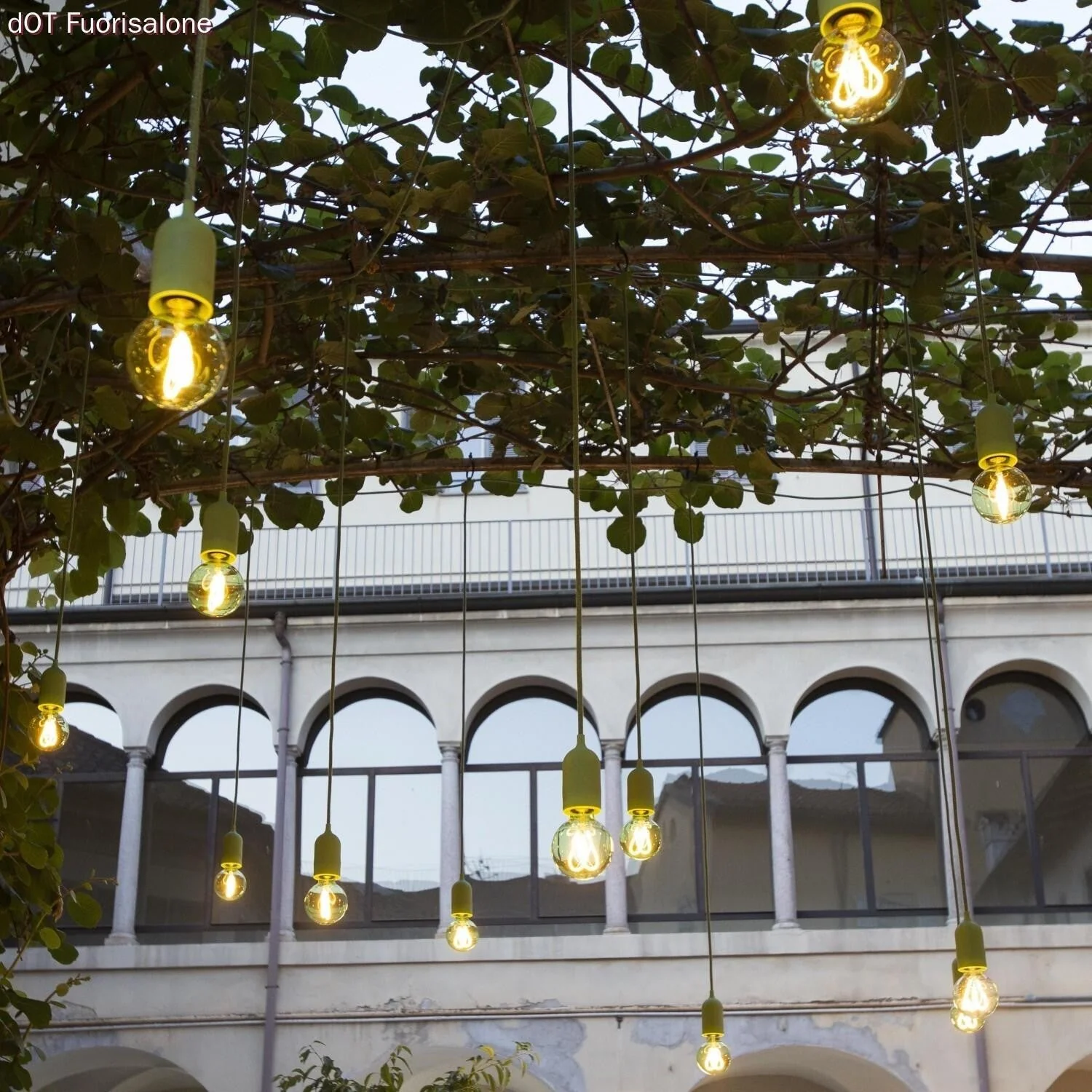 Beverford 1Lt Outdoor Pendant IP65 - Various Colours - Image 4