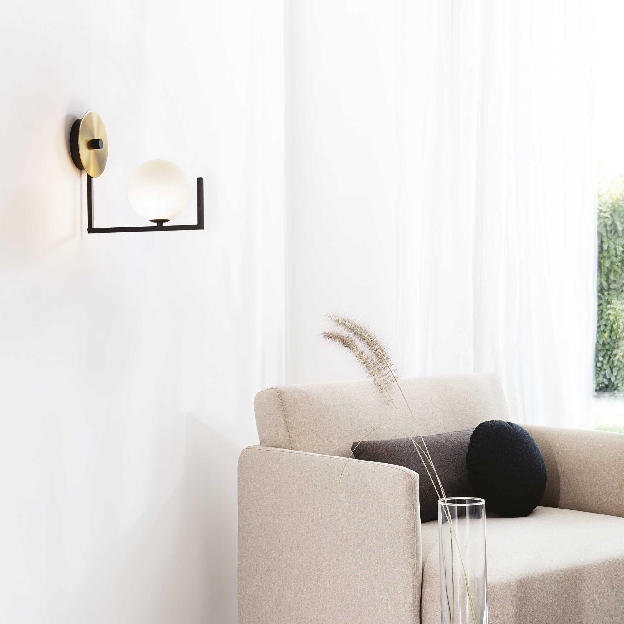 Birds ap1 Wall Light - Black & Satin Brass Finish, IP20 - Image 2