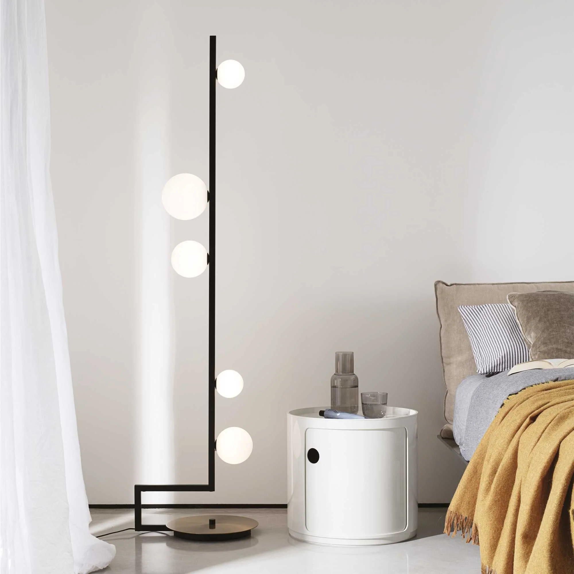 Birds Floor Light Black Finish - Image 2