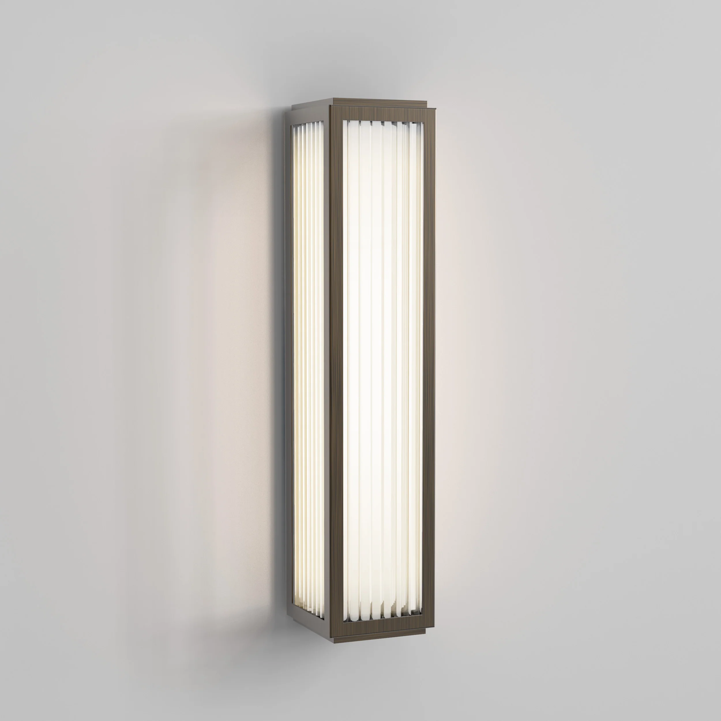 Boston 370/600 Bathroom Wall Light- Bronze/Polished Chrome Finishes - Image 5