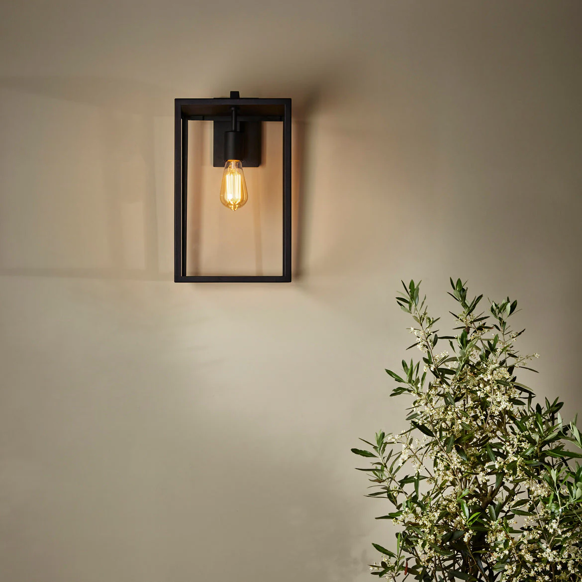 Box Outdoor Wall Lantern 270/350/450 IP23 - Matt Black - Image 7