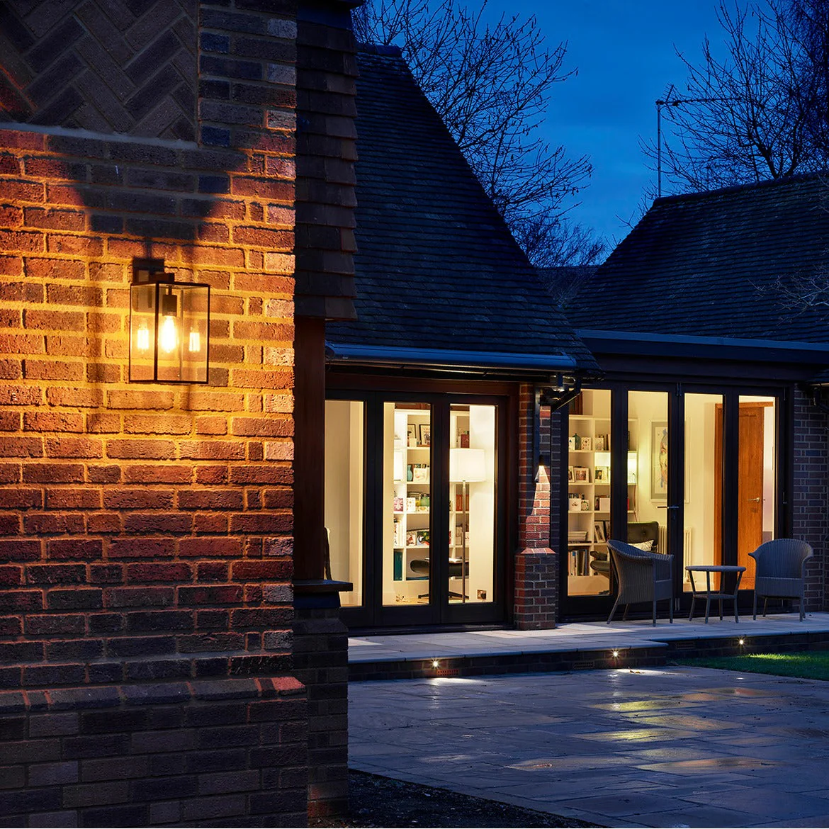 Box Outdoor Wall Lantern 270/350/450 IP23 - Matt Black - Image 8