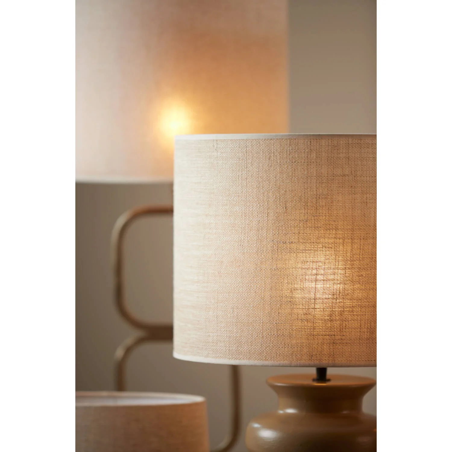 Breska Pearl White Shade Cylinder - Image 4