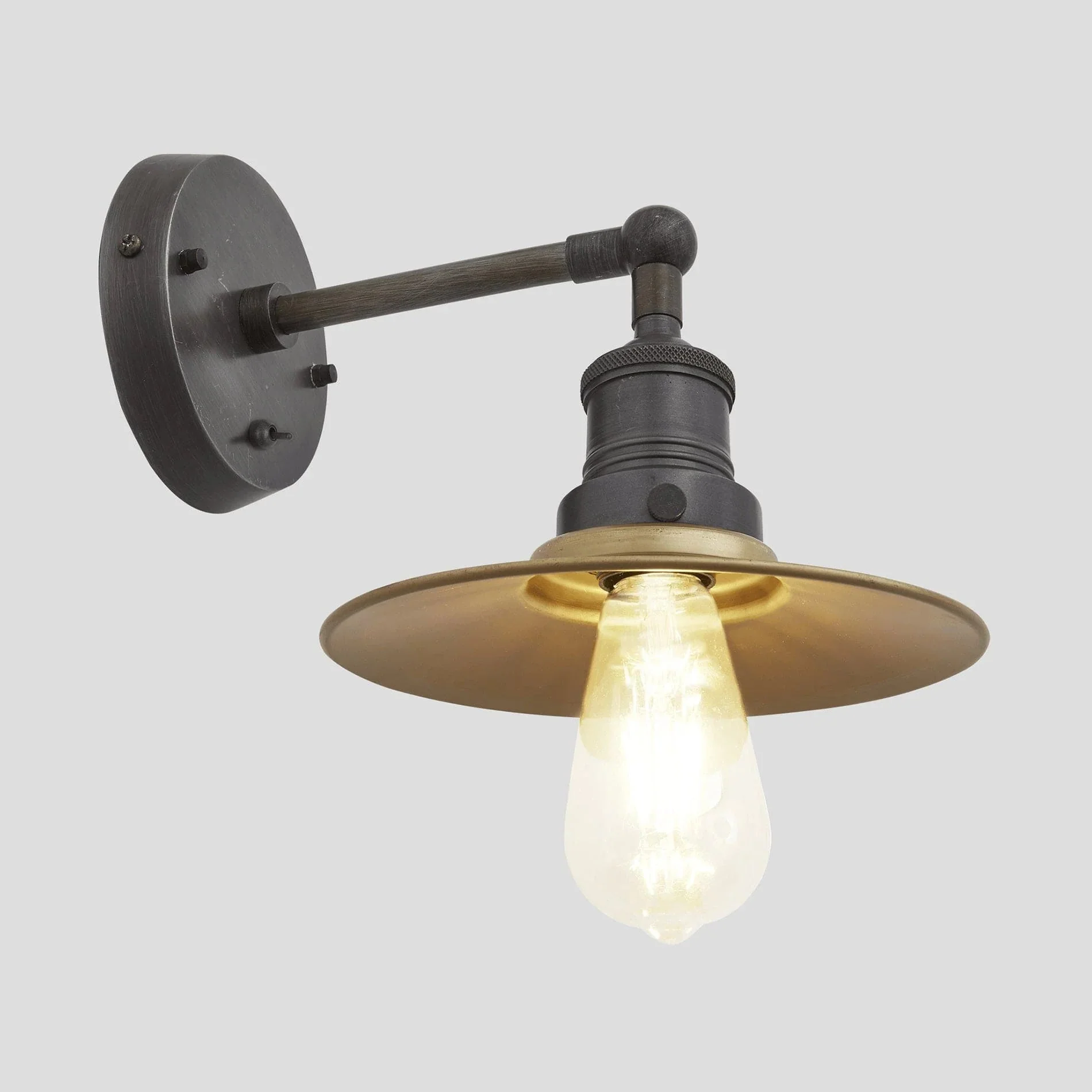 Brooklyn 8" Flat Outdoor Wall Light - Various Finishes - Image 4