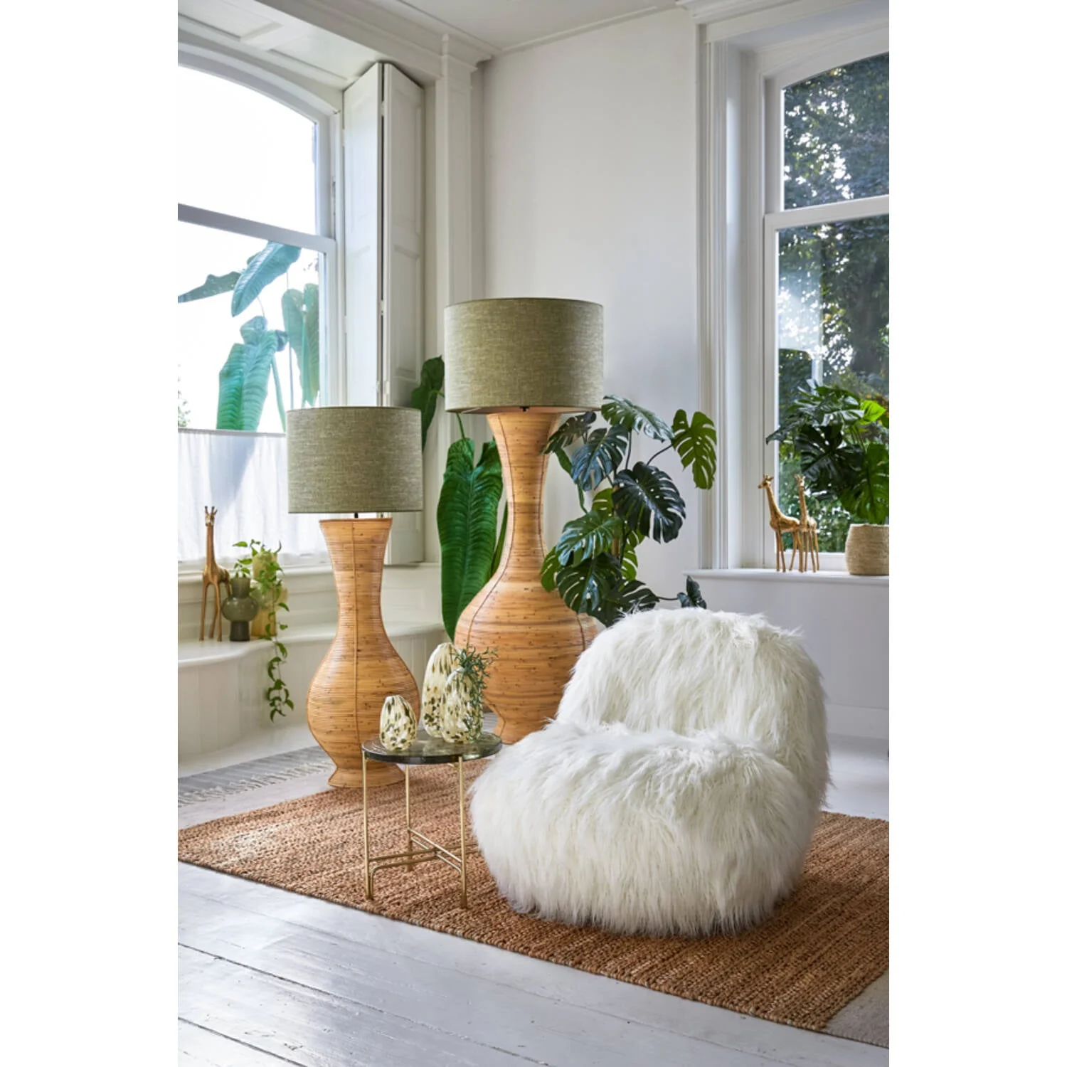 Bupak Wooden Floor Lamp - Rattan - Image 3