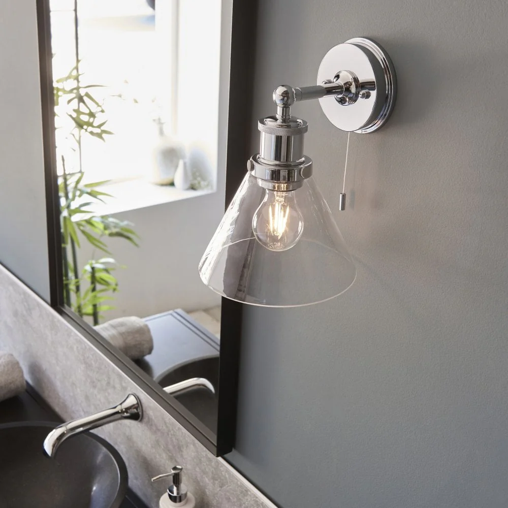 Burgess 1Lt Bathroom Wall Light IP44 - Chrome - Image 3