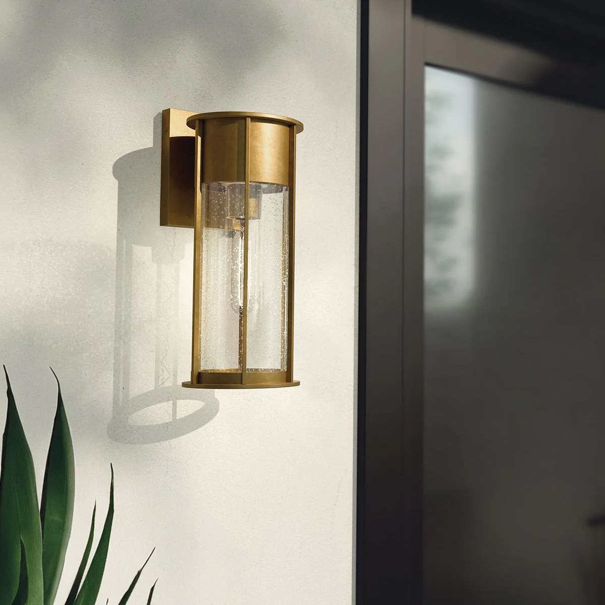 Camillo 1lt Medium Outdoor Wall Lantern - Painted Natural Brass/Black E27 IP44 - Image 7