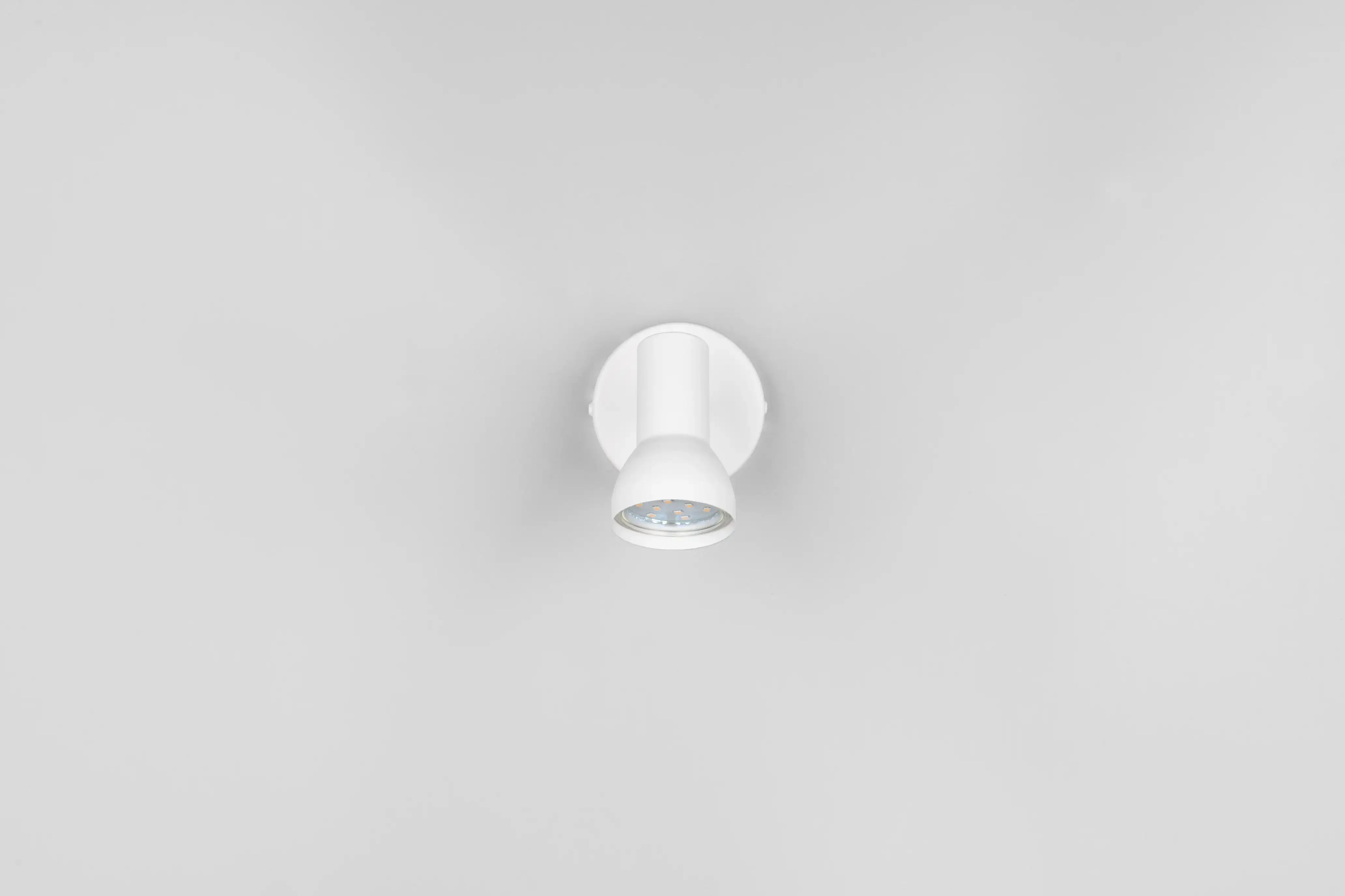 Cantar Wall/Ceiling Spotlight - White/Black - Image 4