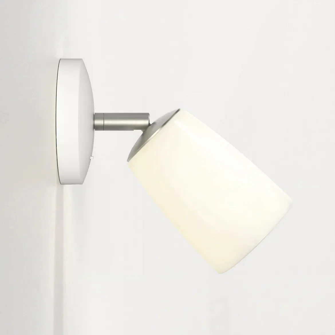 Carlton Wall Light- Porcelain - Image 4