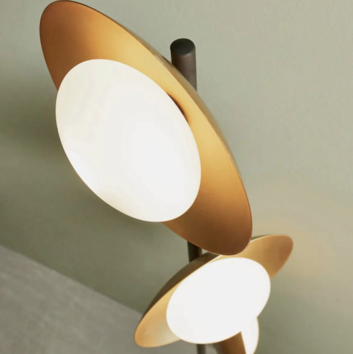 Athena 3Lt Floor Lamp - Gold - Image 3