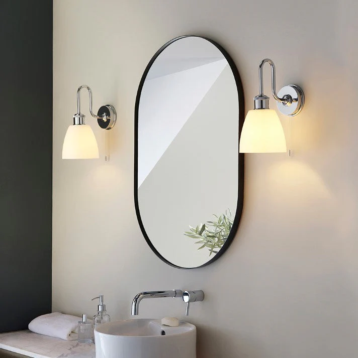 Catalyst 1Lt Bathroom Wall Light IP44 - Chrome - Image 2