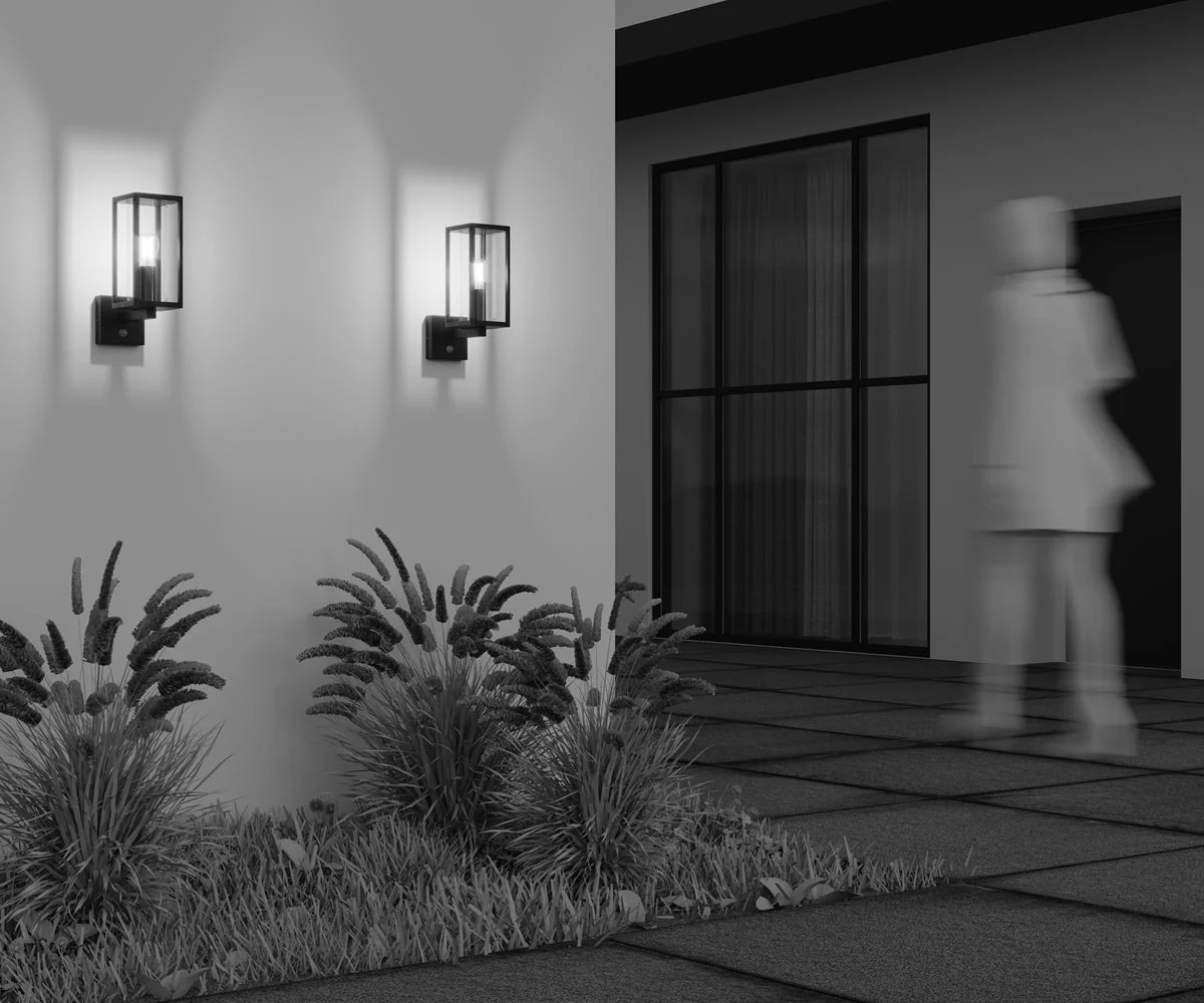 Cell PIR Sensor Outdoor Wall Light IP65 - Image 2
