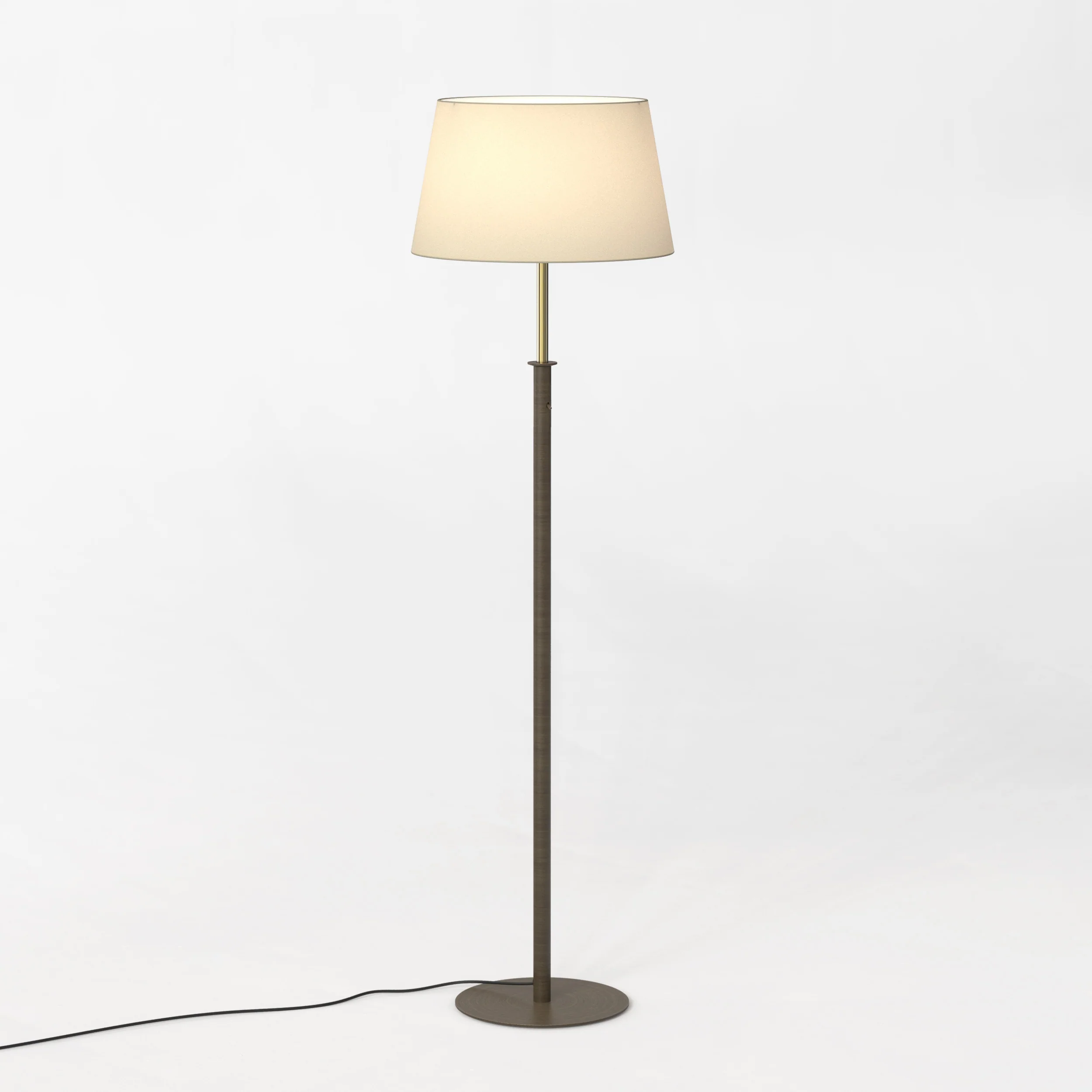 Club Floor Lamp - Image 3