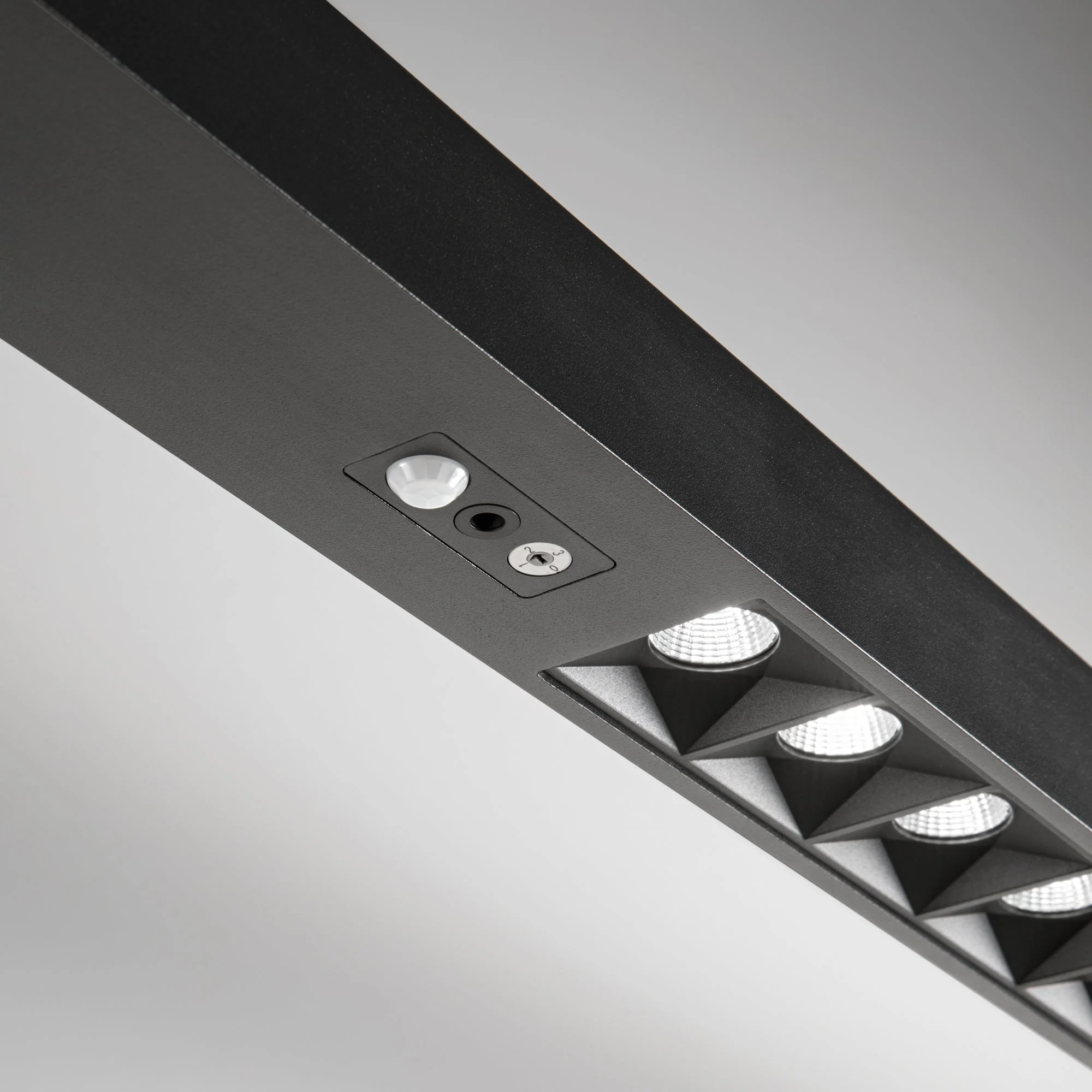 Comfort LED Floor Lamp - 2700K - 6000K - Image 5