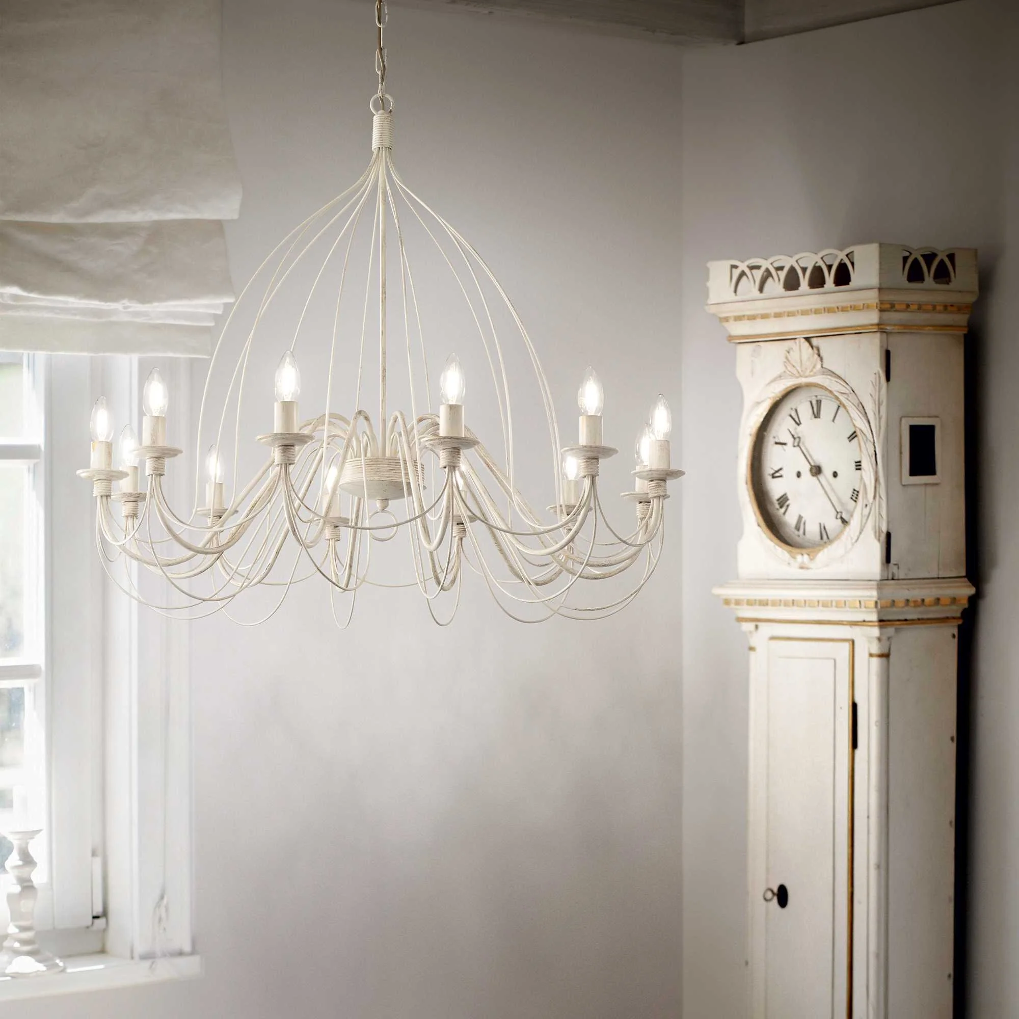 CORTE 5/8/12Lt Chandelier - White/Rust Finish - Image 8