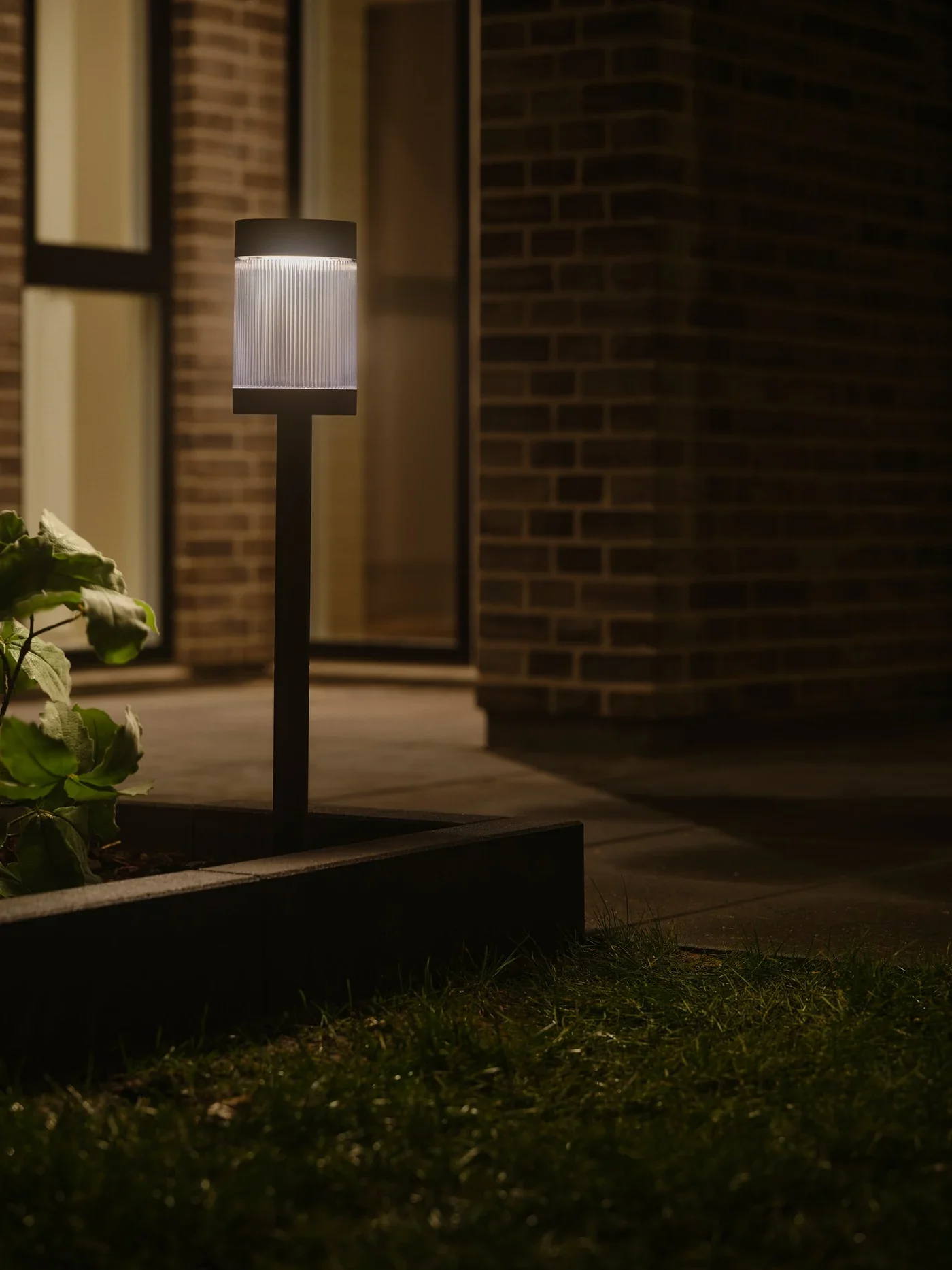 Coupar Solar Garden light - Image 7