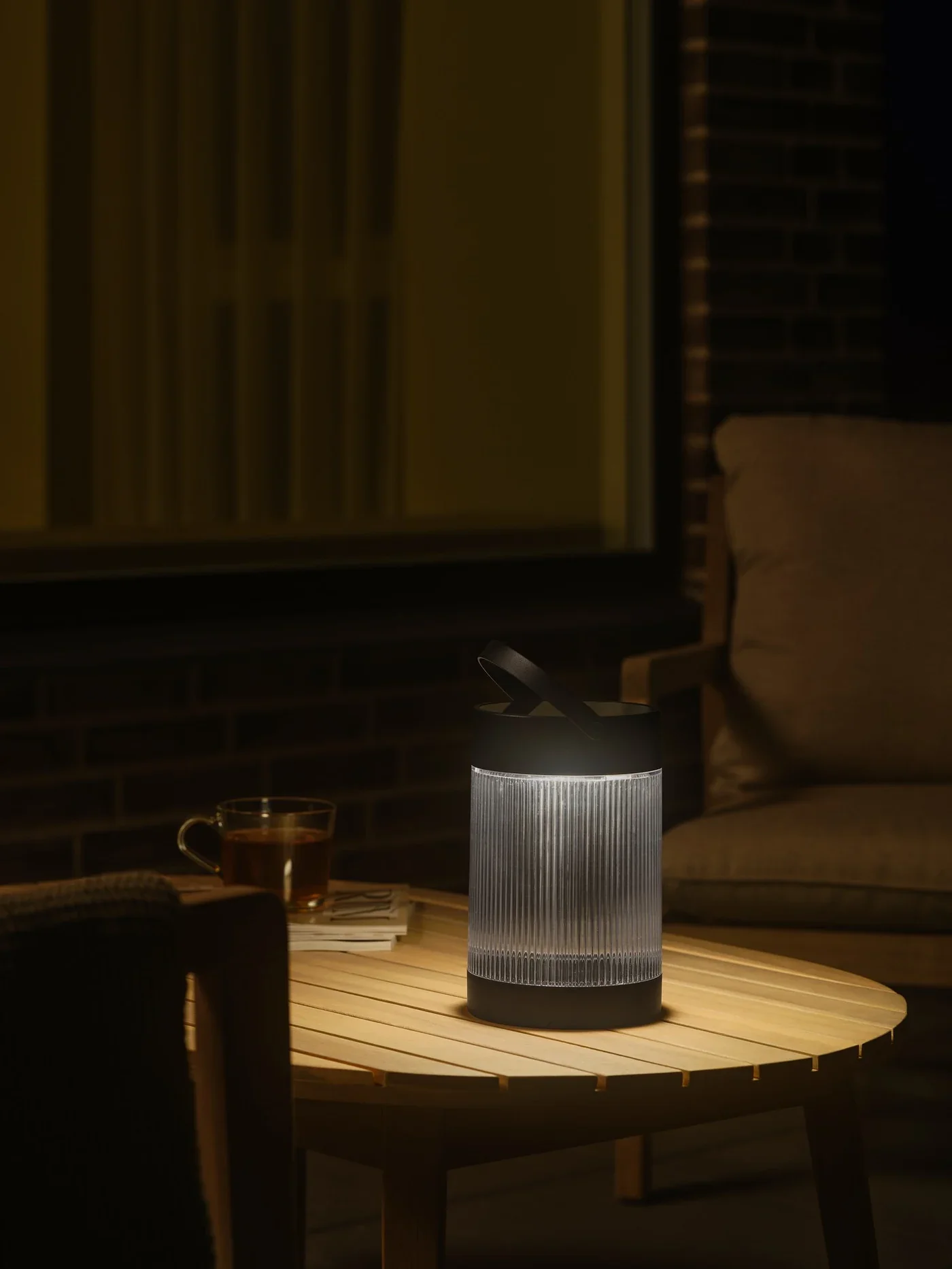 Coupar Solar Table lamp- Black/ Sand Finish - Image 26