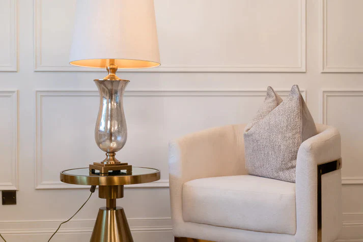 Dakota Table Lamp Bronze Finish - Image 7