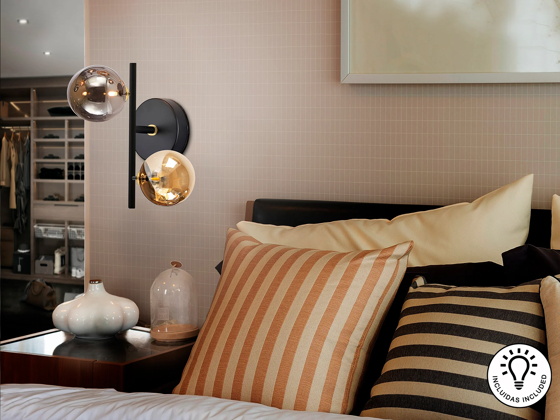 Dark Wall Light- Black-Brass Finish - Image 2