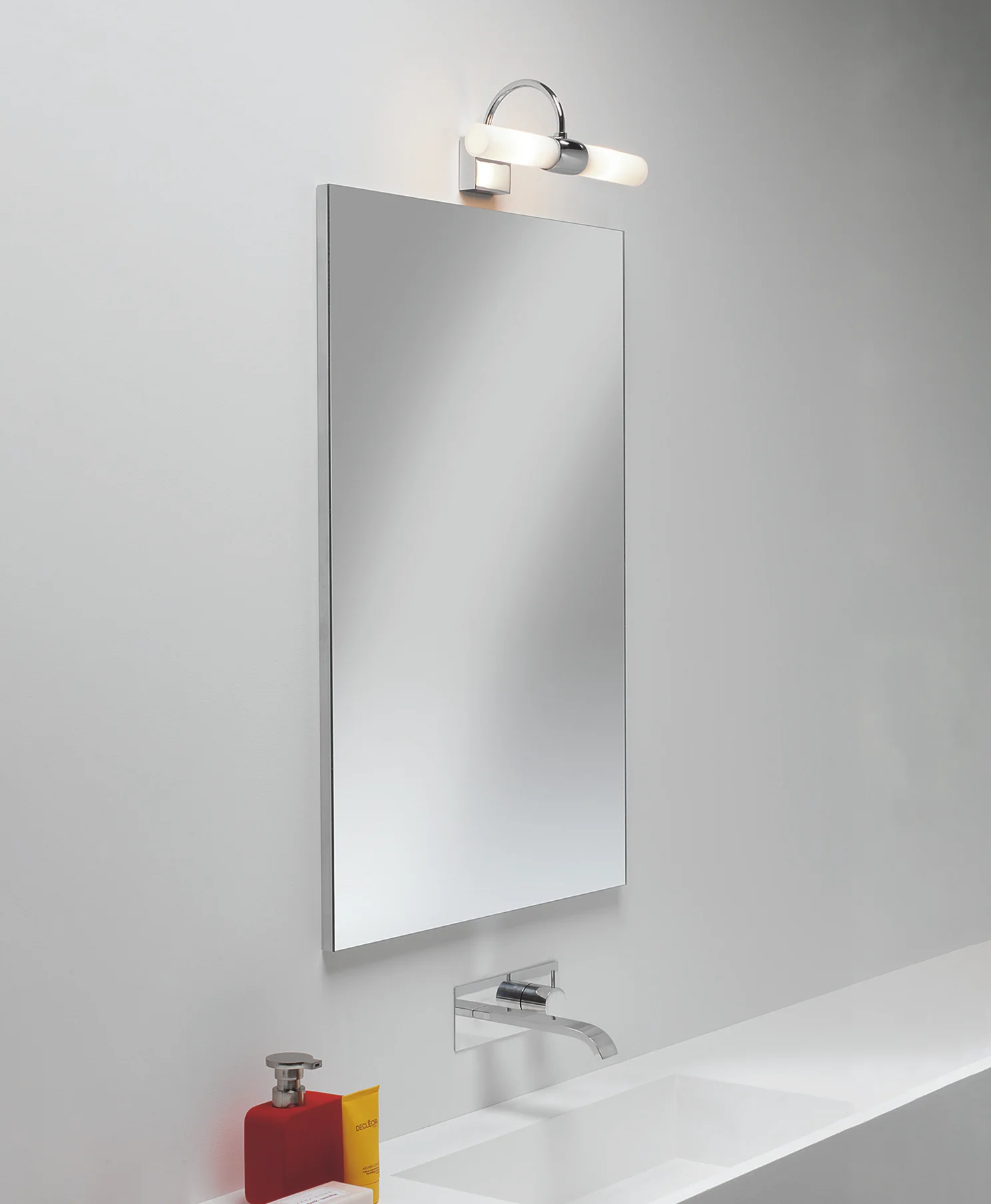 Dayton Bathroom Wall Light - Image 2