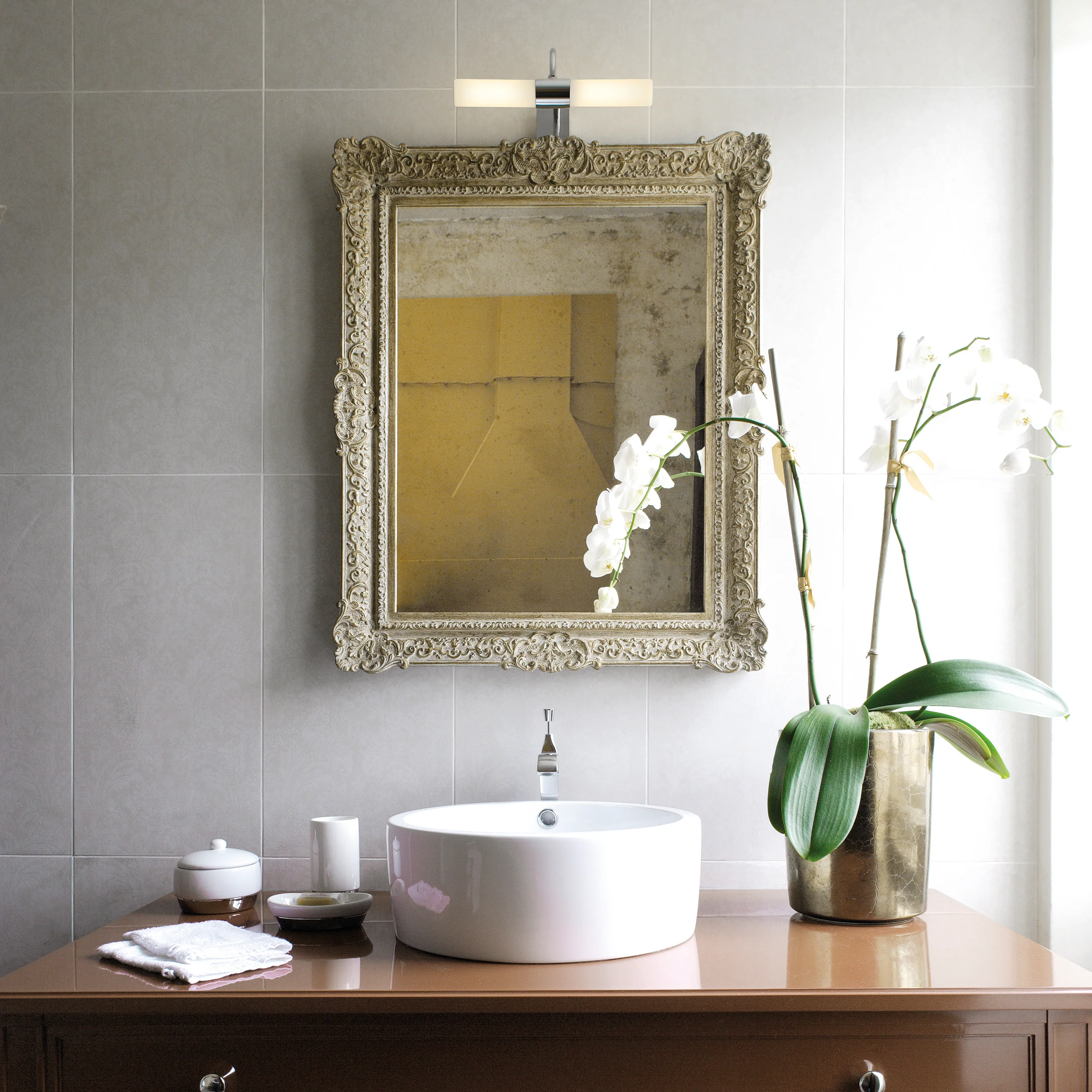 Dayton Bathroom Wall Light - Image 5