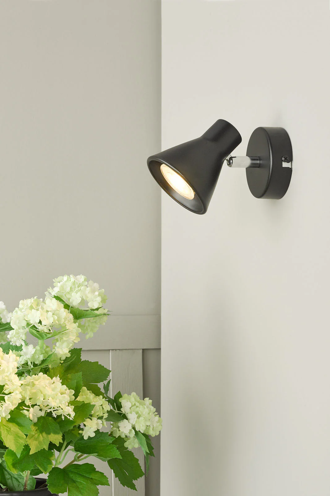 Diza Single Wall Spotlight - Matt Black/Matt Grey - Image 3