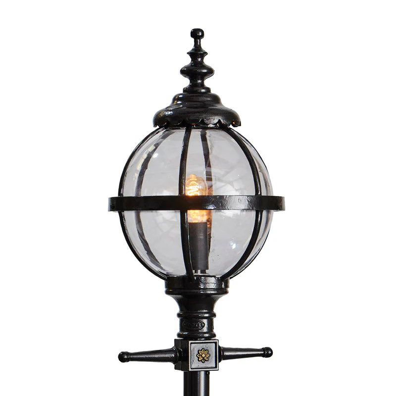 Doncaster 1Lt Cast Iron Lamp Post - Small/Large - Image 23