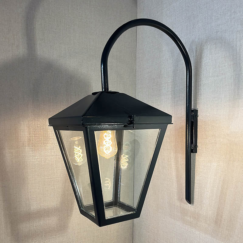 Dromone Outdoor Wall Light - Cast Iron - Image 7