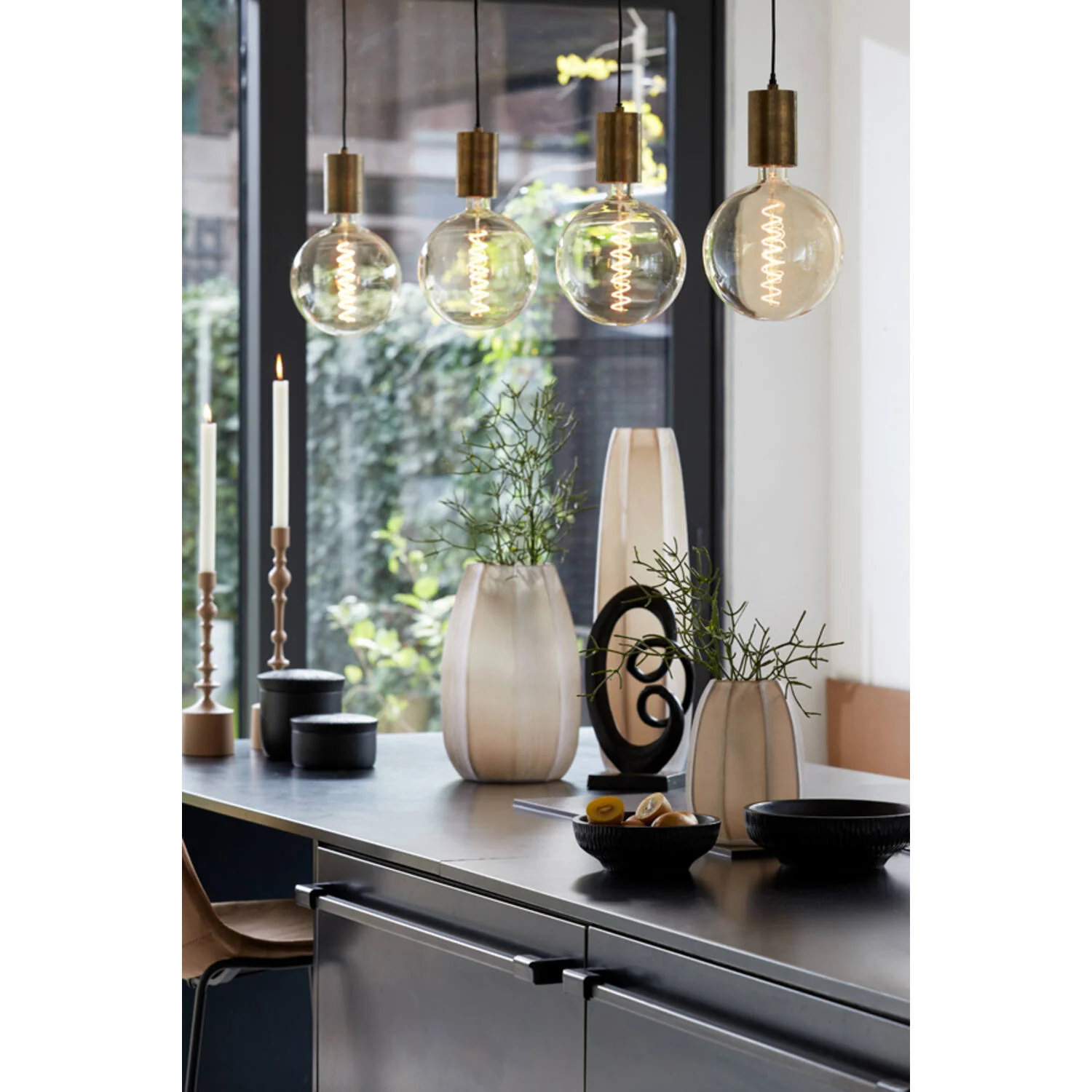 Deco E27 4W LED Vintage Globe Amber Bulbs - Image 8
