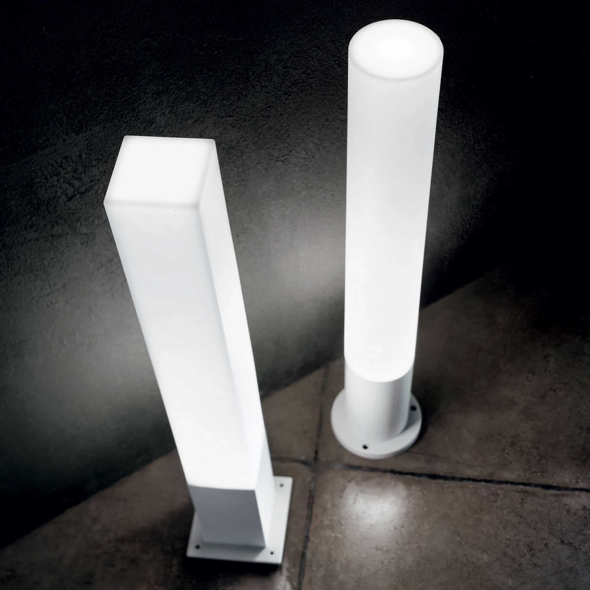 Edo Square Bollard Light IP44 - Various Colours - Image 4