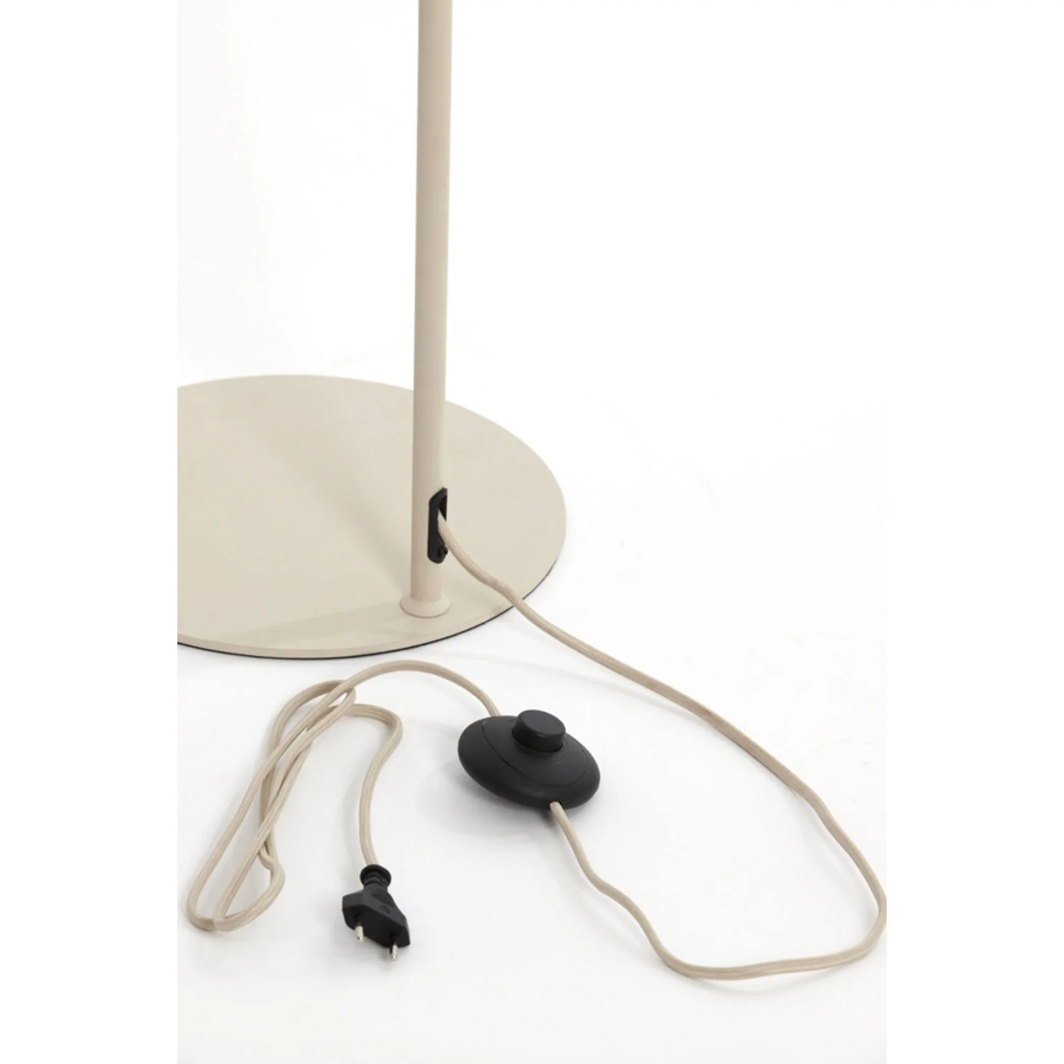 Elati Floor Lamp - Image 2