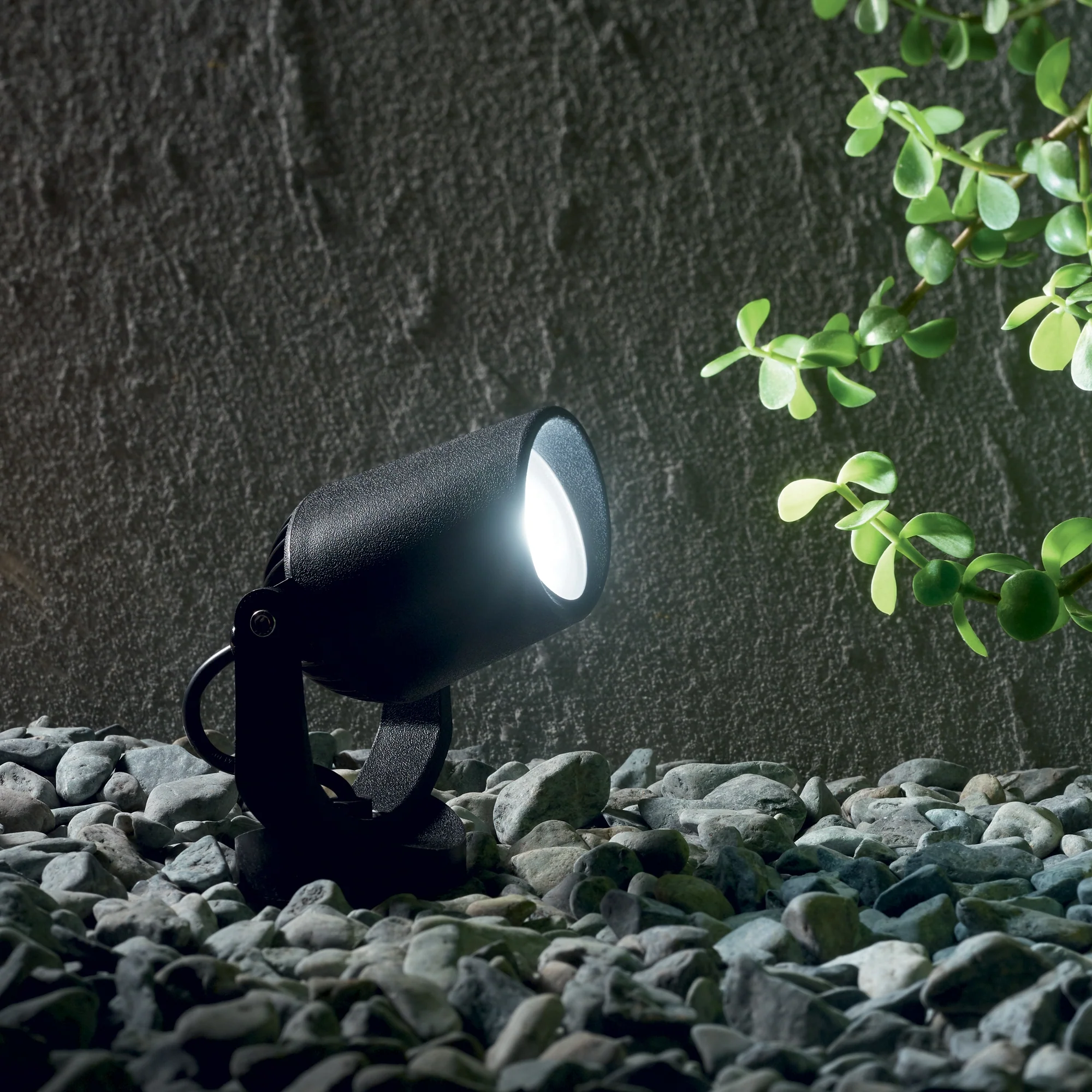 Elio Outdoor Spotlights- Black/ White Finishes - Image 5