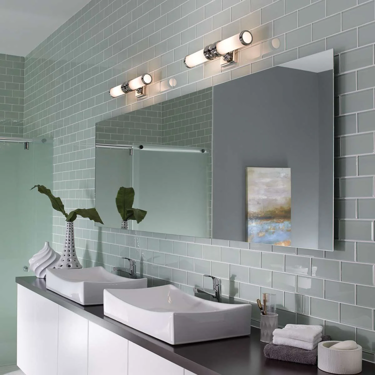 Payne 2 Lt Over Mirror Bathroom Light IP44 - Polished Chrome - Image 2