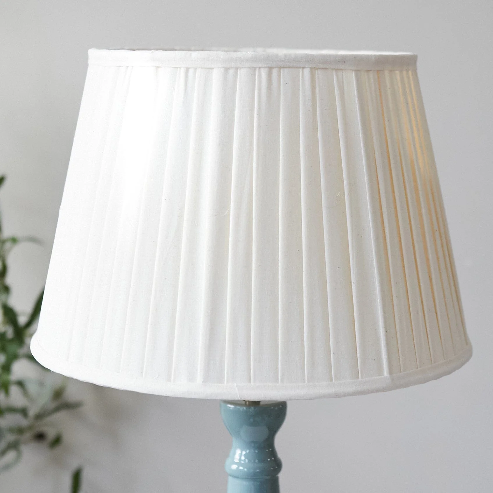 Rue Enamel Table Lamp- Blue/ Burgundy Base w Shades Finishes - Image 18