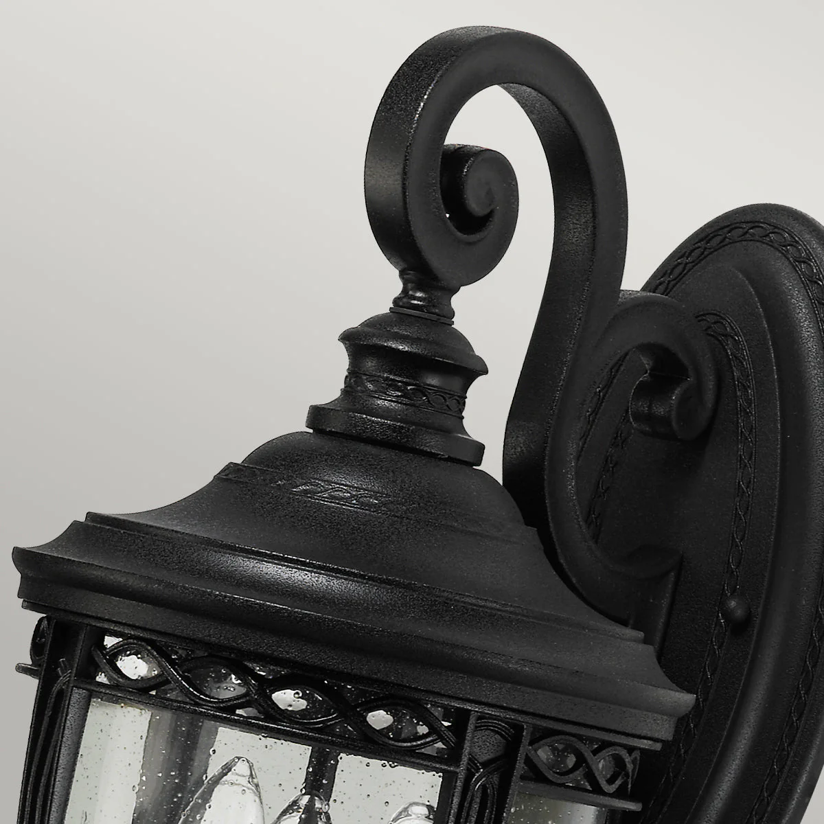 English Bridle Small/Medium/Large Wall Lantern - Black/British Bronze Finish - Image 9